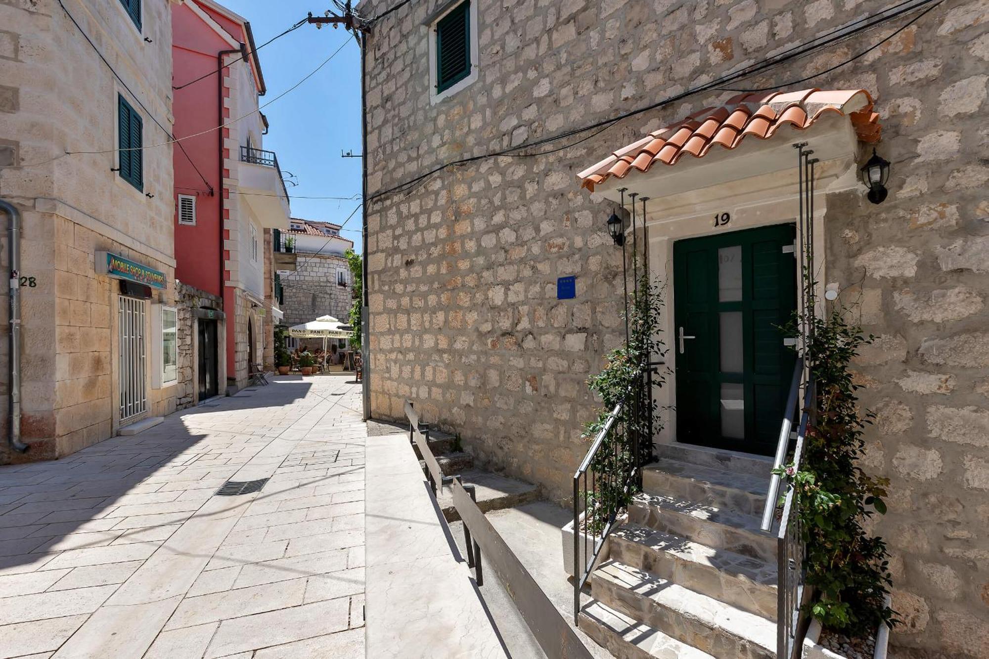 Luxury Rooms Palace B&B Makarska Exterior foto
