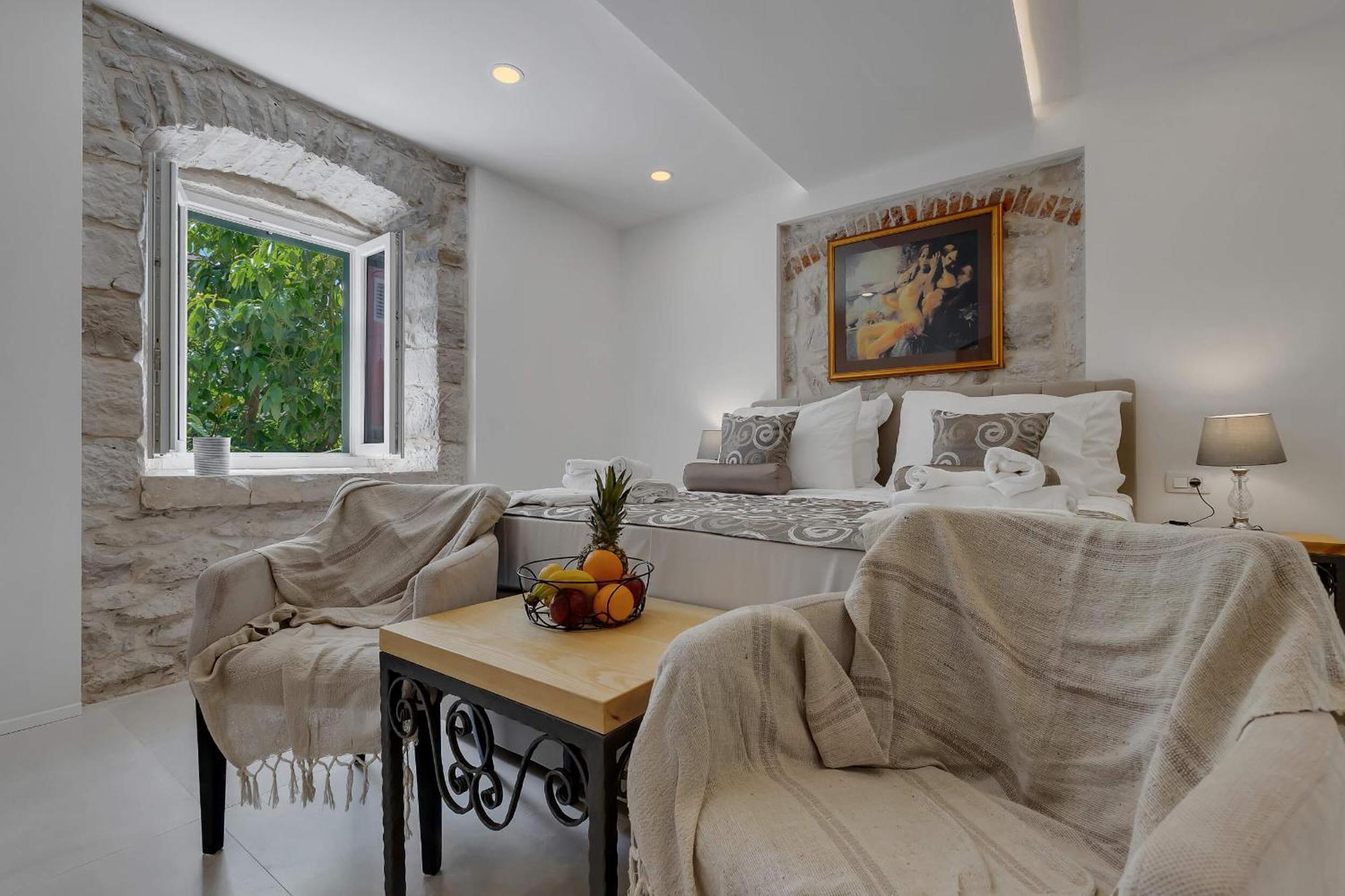 Luxury Rooms Palace B&B Makarska Exterior foto